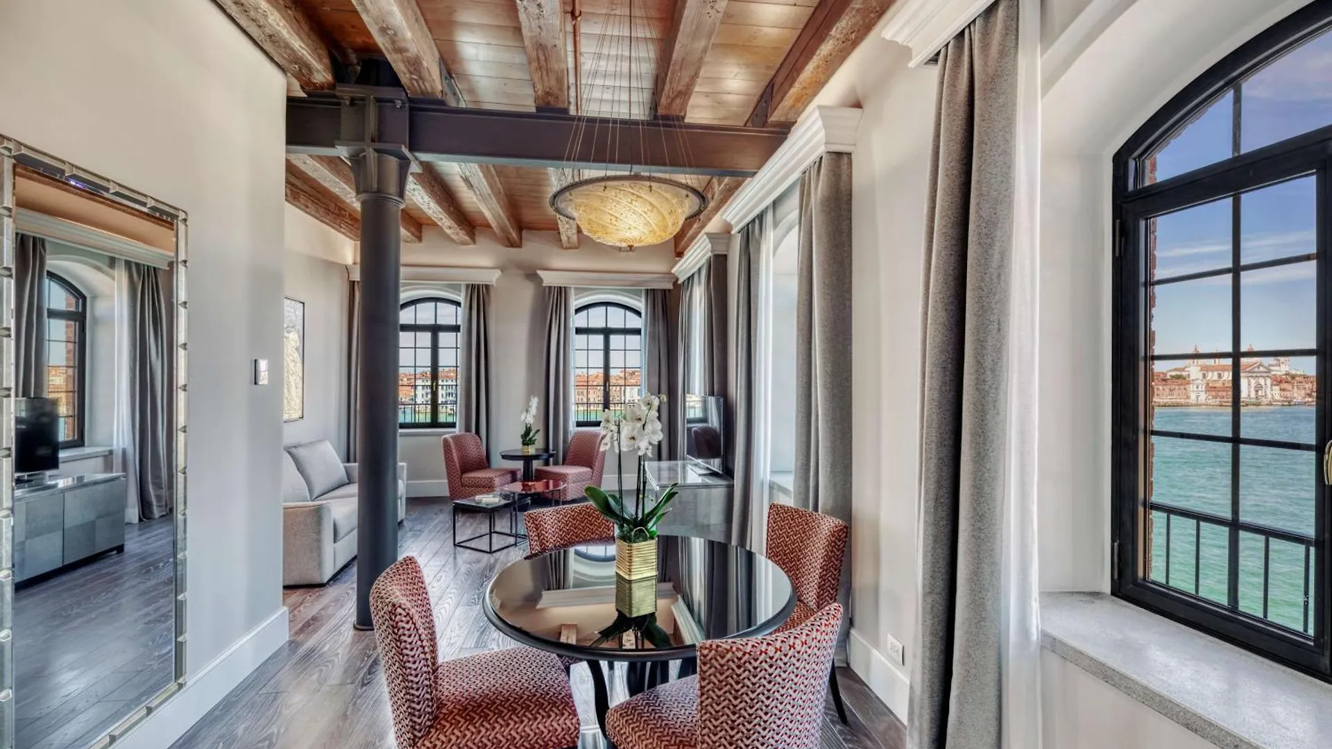 Hilton Molino Stucky Venise Hotel
